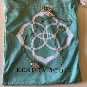 Kendra Scott Elisa Pendant